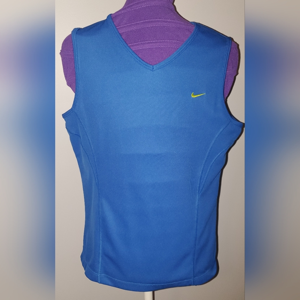 Women's Nike Fit Dry Blue Sleeveless Top Sz M
